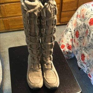 Timberland Tan Lace-Up Winter Boots